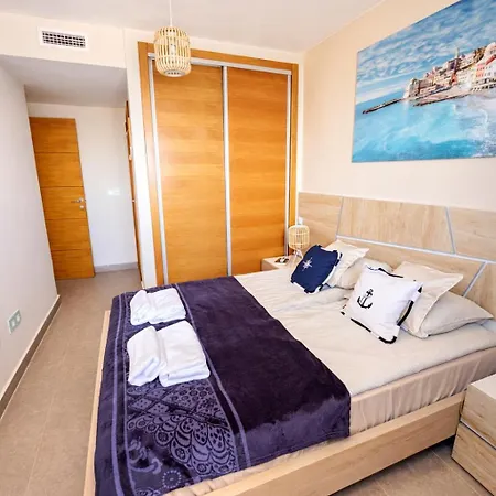 Sophia Sea View Apartament *